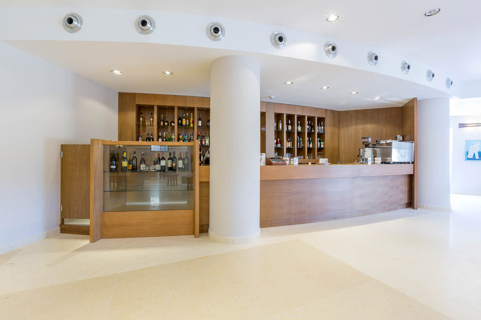 HOTEL FOR SALE IN ITALY